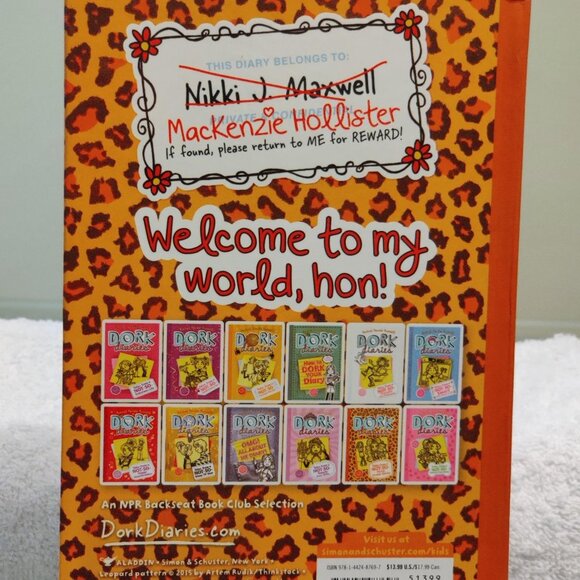 Dork Diaries hardcover book - Picture 3 of 7